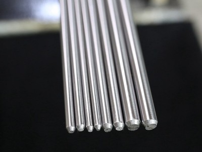 303和304哪個(gè)好？